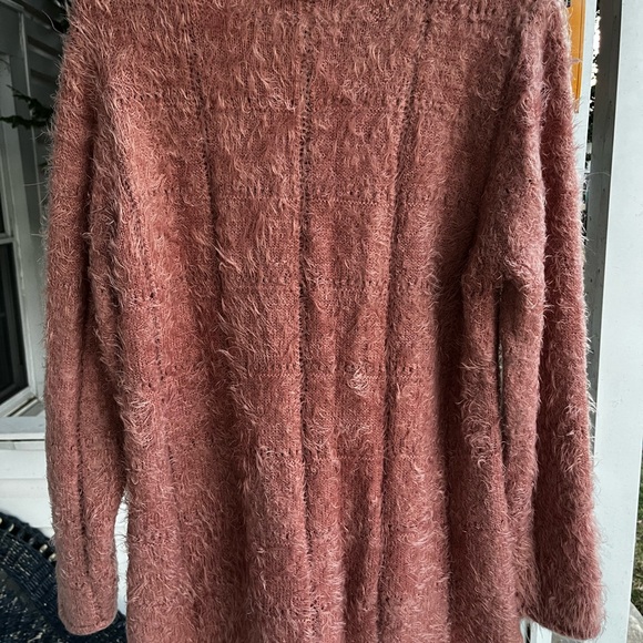 Democracy womens sweater xl pink soft fuzzy - Picture 4 of 4